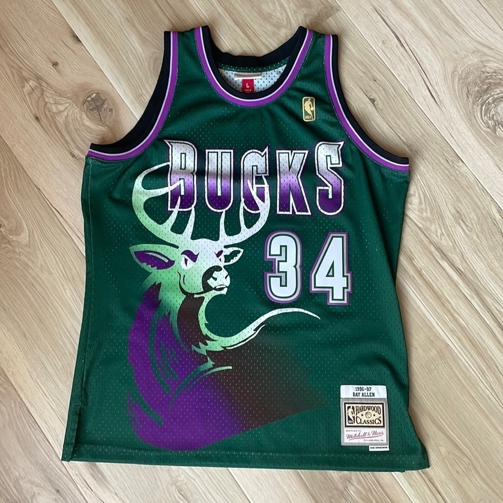 Milwaukee Buck Ray Allen Mitchell & Ness swing man jersey